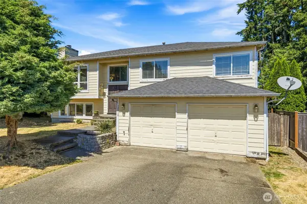 12516 SE 225th Court, Kent, WA 98031