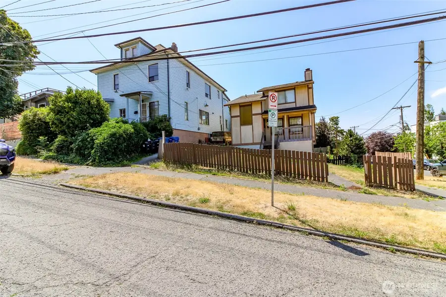 1601 E Alder Street, Seattle, WA 98122 - #3