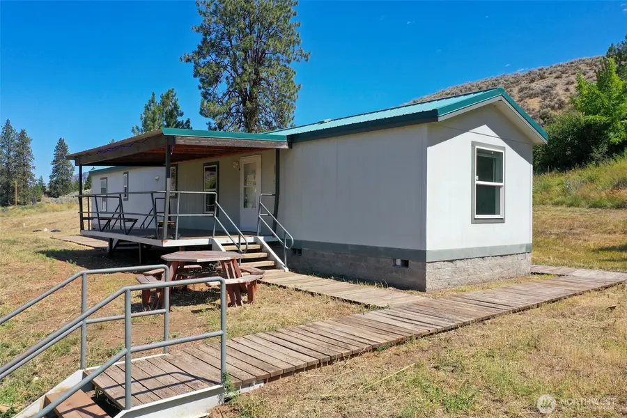 87 Canyon Creek Rd, Oroville, WA 98844 - #2