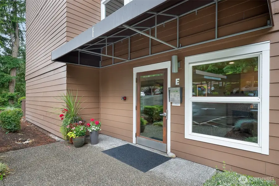 22910 90th Avenue W #E304, Edmonds, WA 98026 - #2
