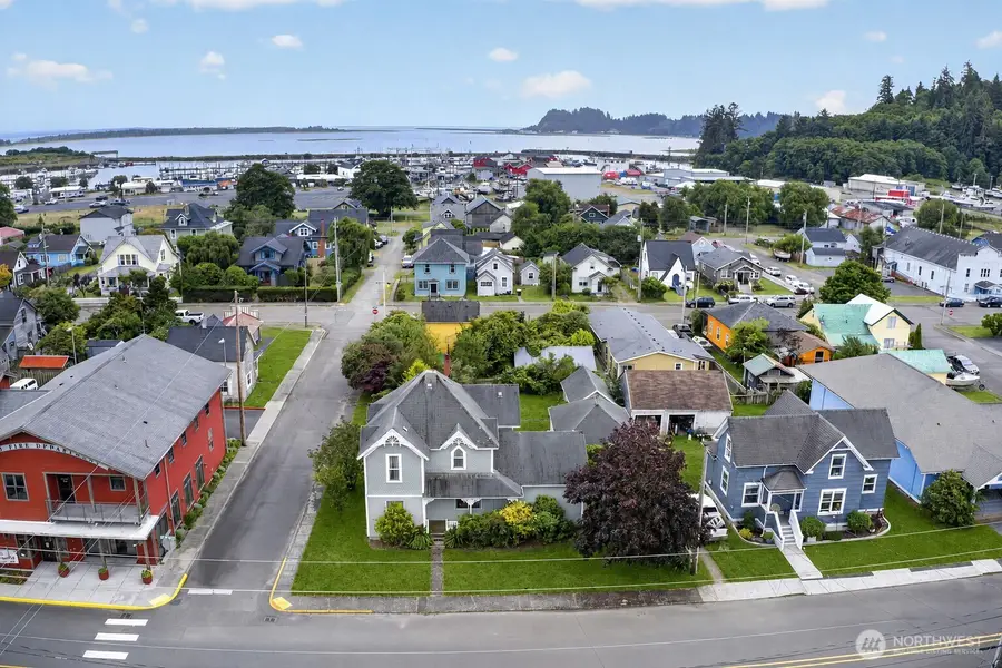 231 Spruce Street, Ilwaco, WA 98624 - #3