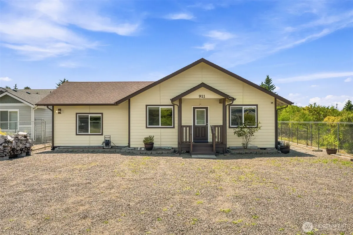 911 Mount Olympus Avenue Se, Ocean Shores, WA 98569 - #1