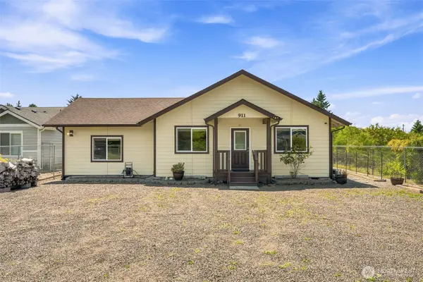 911 Mount Olympus Avenue Se, Ocean Shores, WA 98569