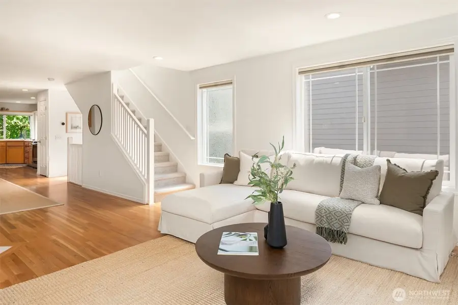 4054 54th Avenue Sw, Seattle, WA 98116 - #2