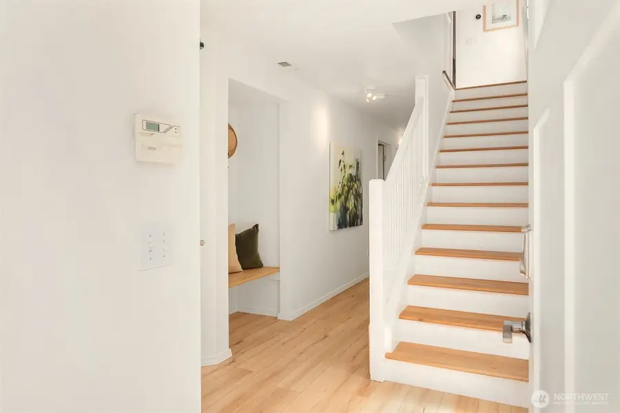 4054 54th Avenue Sw, Seattle, WA 98116 - #3