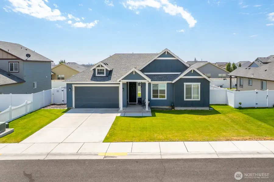 412 NE L St, Quincy, WA 98848 - #3