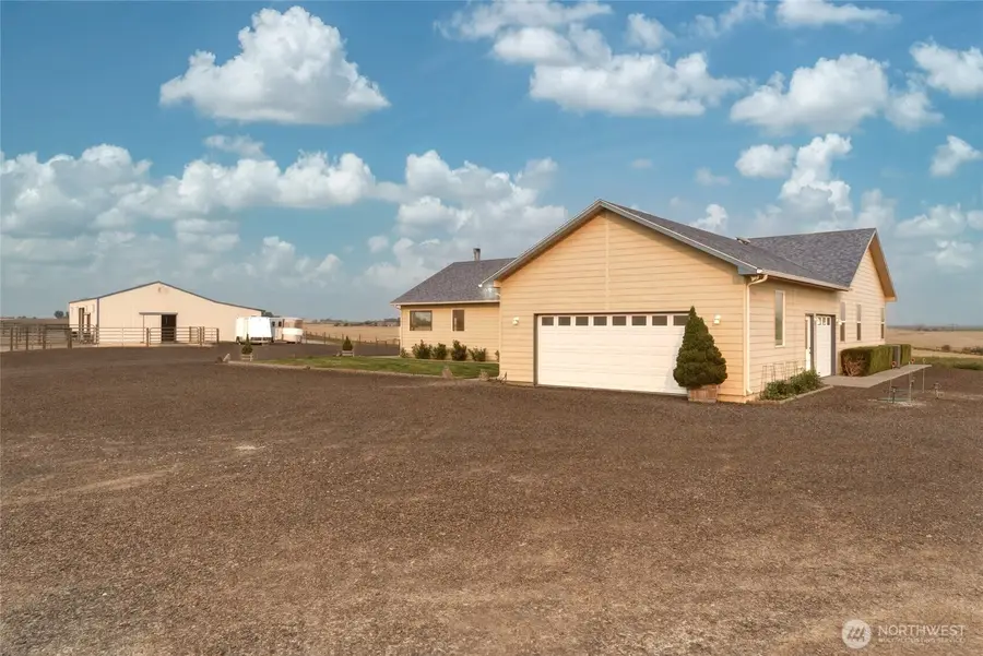 711 Watson Loop, Touchet, WA 99360 - #2