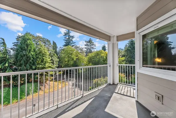 1318 37th Street #1408, Everett, WA 98201