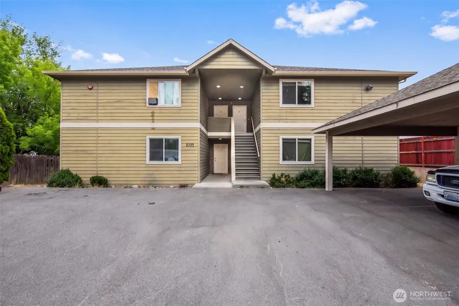 1005 Cascade Street, Wenatchee, WA 98801 - #3
