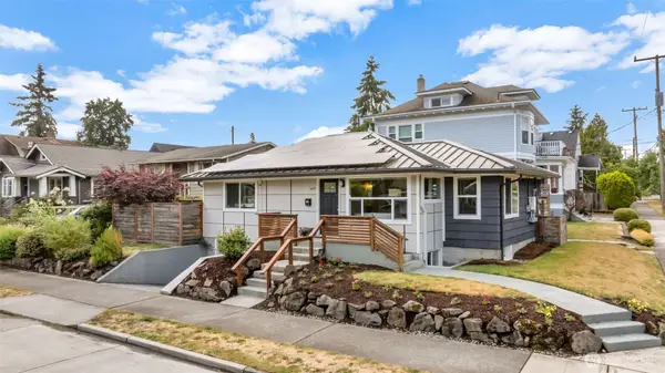 3203 35th Avenue S, Seattle, WA 98144