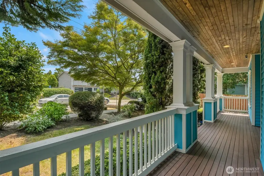 8545 Densmore Avenue N, Seattle, WA 98103 - #2