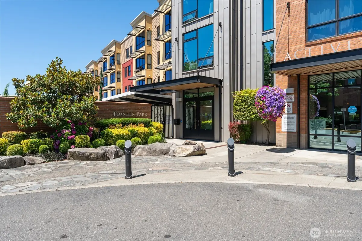 210 Pioneer #210, Puyallup, WA 98371 - #1