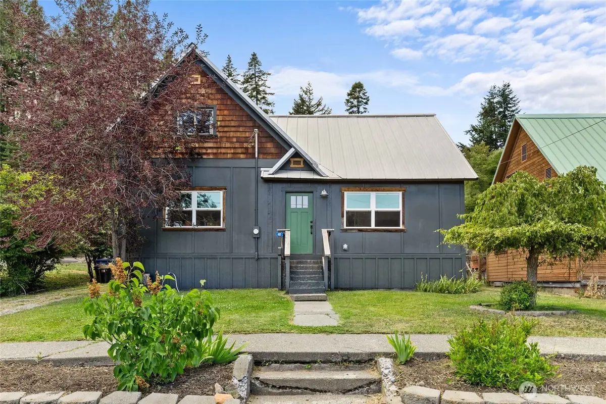 407 S 7th Street, Roslyn, WA 98941 - #1