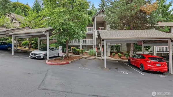 18505 SE Newport Way #B106, Issaquah, WA 98027