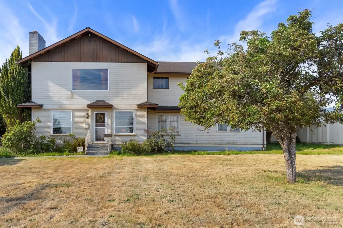 536 E Lauridsen Boulevard, Port Angeles, WA 98362 - #1