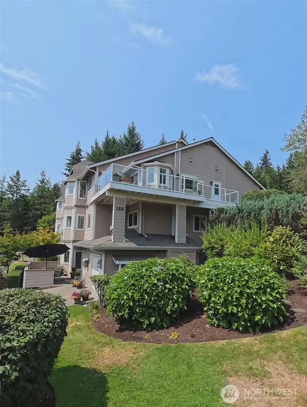 22760 43rd Court #2617, Issaquah, WA 98029