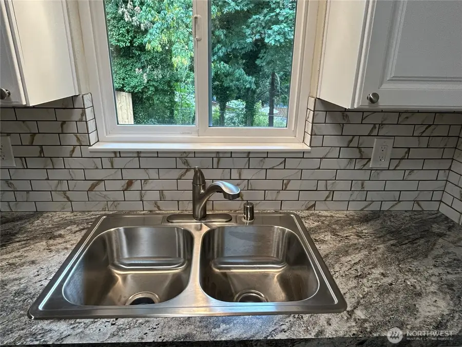 7812 Greenridge Street Sw, Olympia, WA 98512 - #3