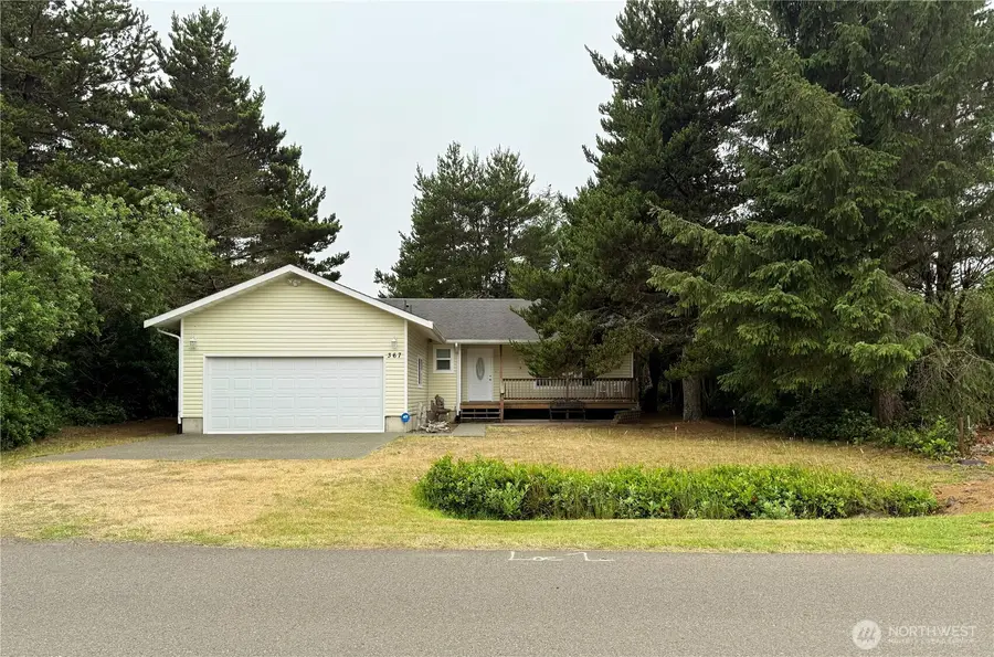 367 S Wynoochee Drive, Ocean Shores, WA 98569 - #2