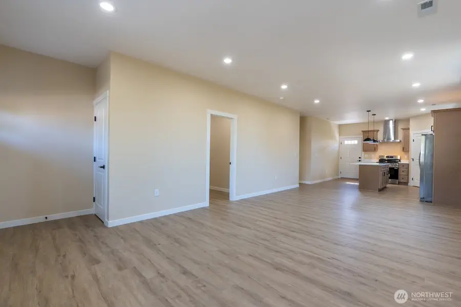 39 Birch Street Sw, Soap Lake, WA 98851 - #3