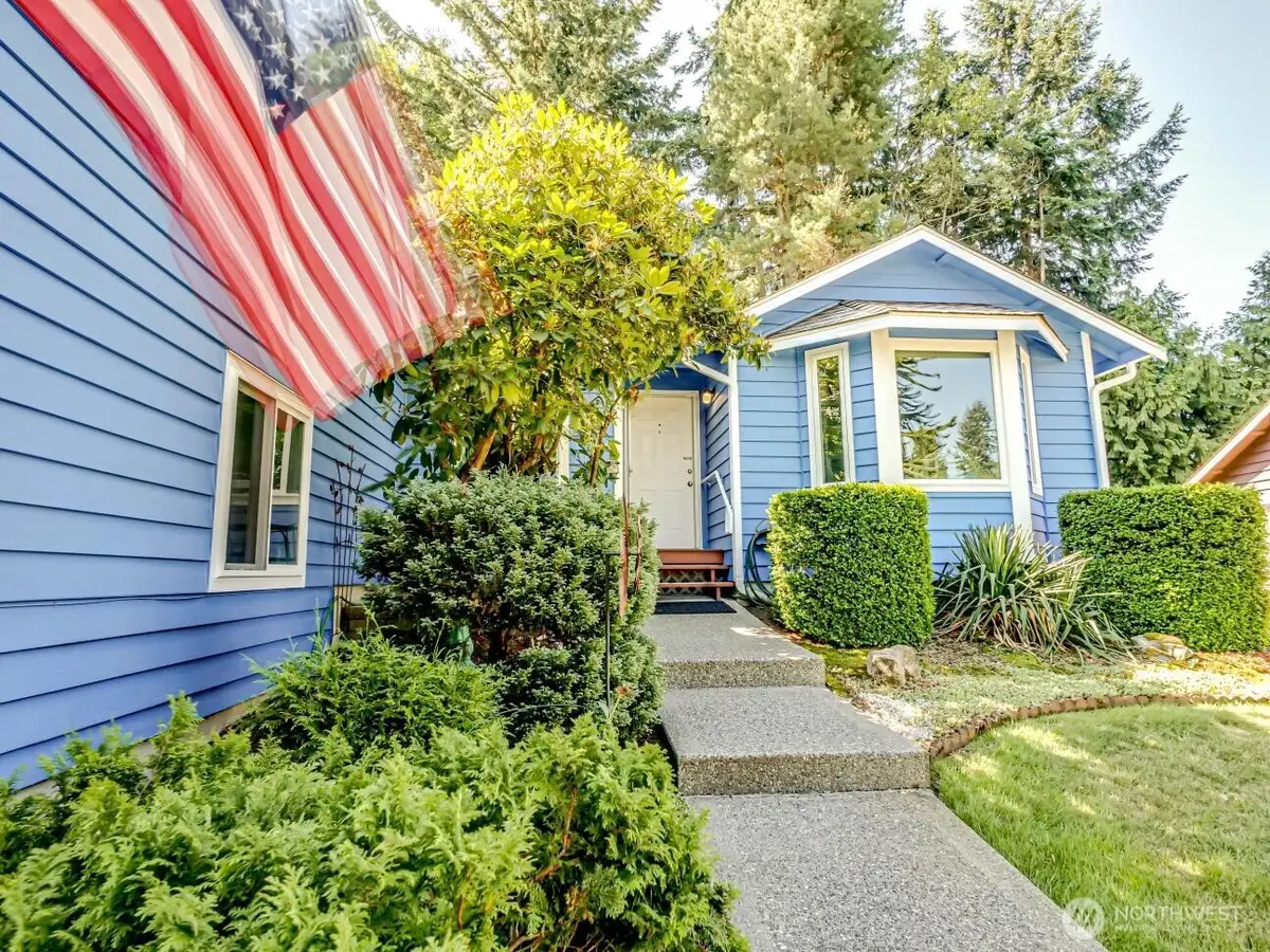 1608 Puget Drive, Everett, WA 98203 - #1