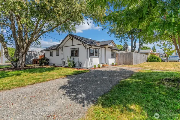 1403 E 64th Street, Tacoma, WA 98404