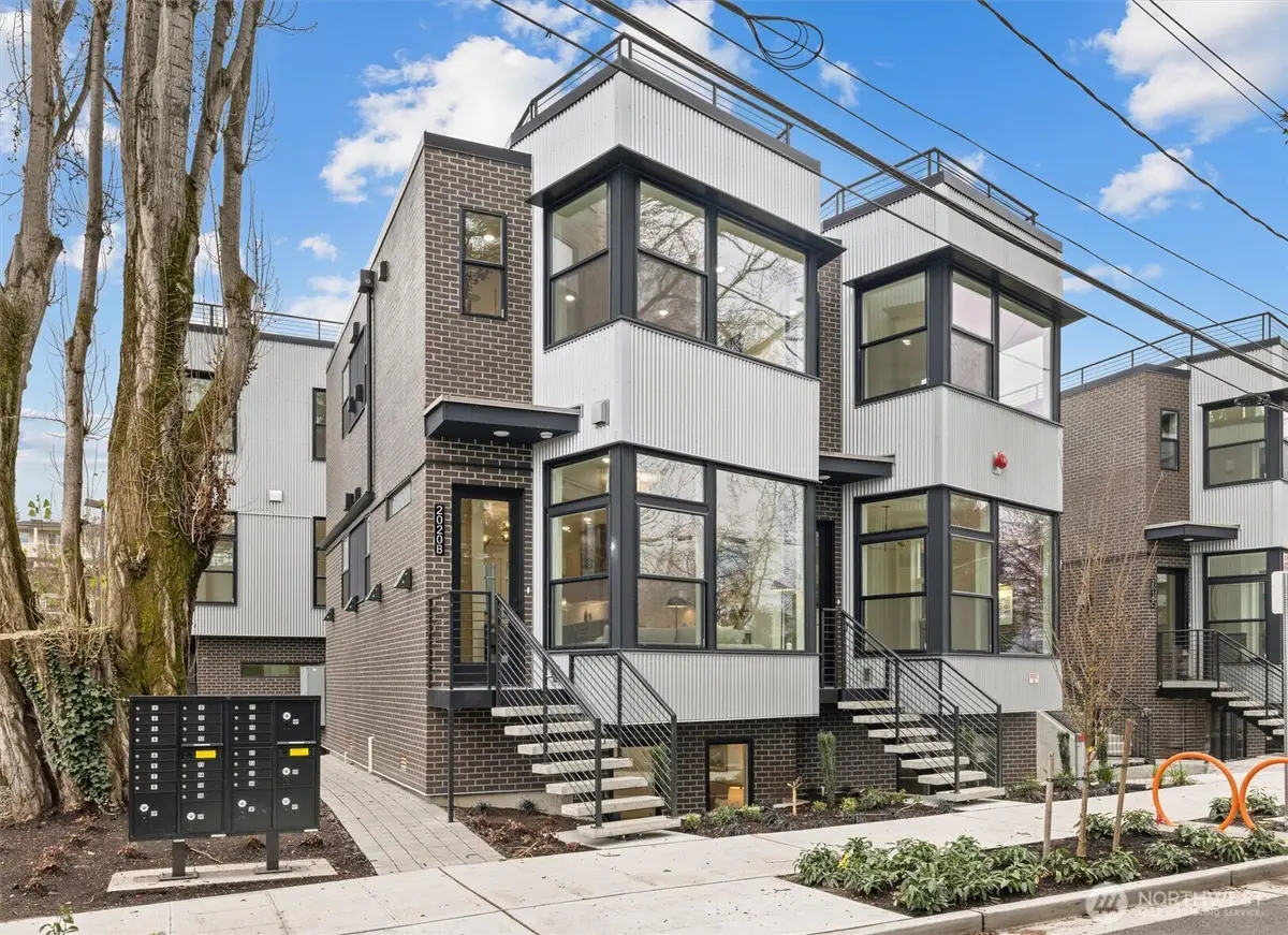 2020 Fairview Avenue E #A, Seattle, WA 98102 - #1