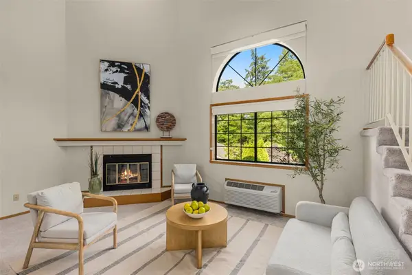 1572 NE 177th Street #A4, Shoreline, WA 98155