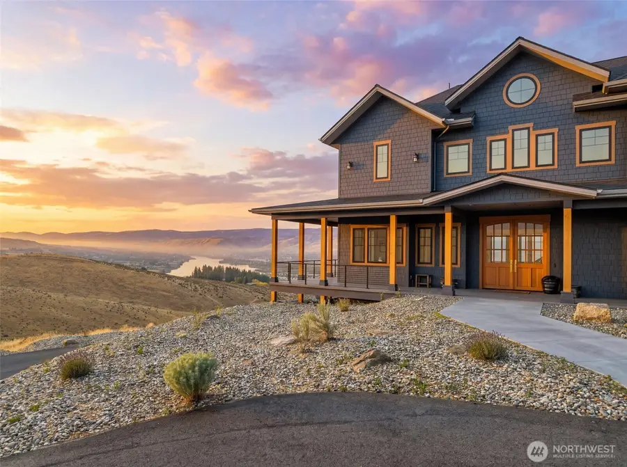 3900 Sky Crest, Wenatchee, WA 98801 - #2