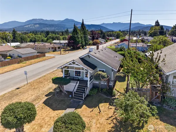 804 W 5th Street, Port Angeles, WA 98363