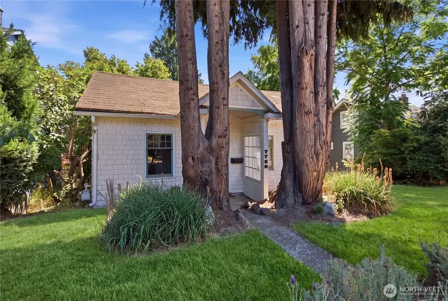 7730 17th Avenue Ne, Seattle, WA 98115 - #2