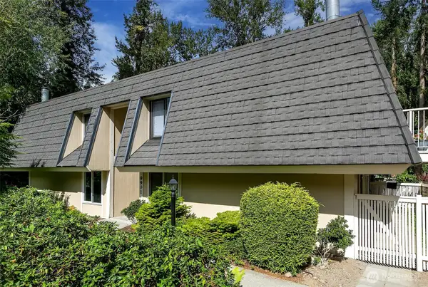 9901 NE 124th Street #503, Kirkland, WA 98034