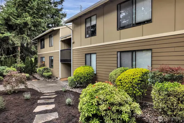 11701 100th Avenue Ne #5, Kirkland, WA 98034
