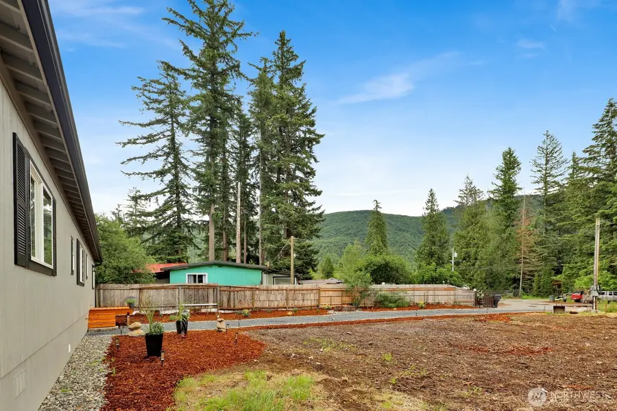 8433 Golden Valley Drive, Maple Falls, WA 98266 - #2