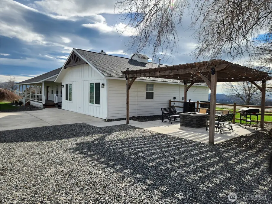 11660 Mieras Road, Yakima, WA 98901 - #3