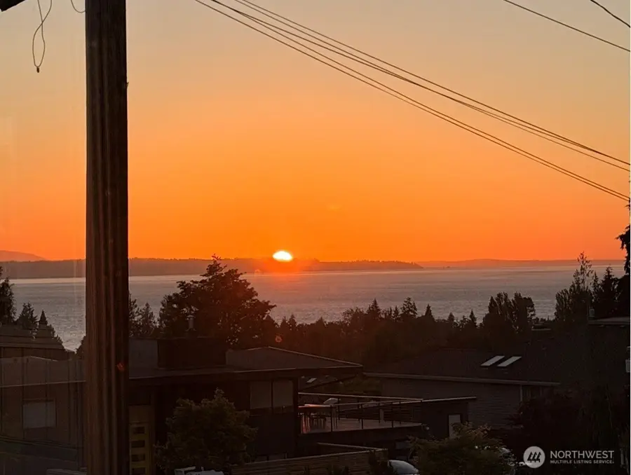 1010 Daley Street, Edmonds, WA 98020 - #2