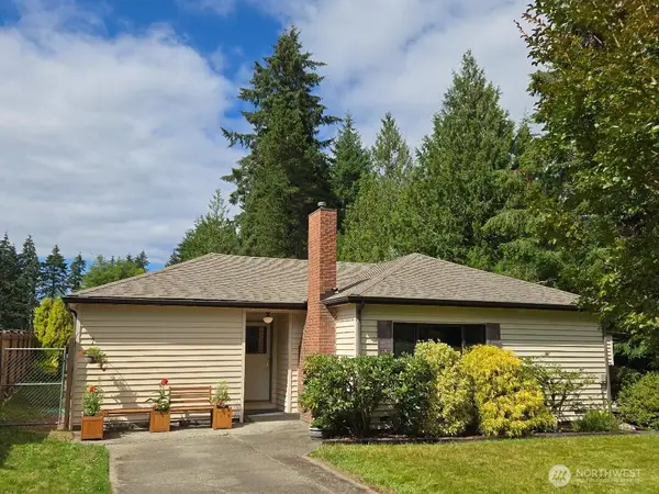 1302 33rd Avenue Ne, Olympia, WA 98506