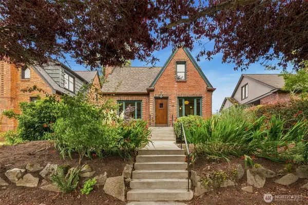 7754 Jones Avenue Nw, Seattle, WA 98117