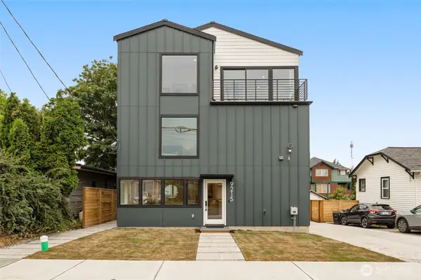 9215 12th Avenue Ne, Seattle, WA 98115