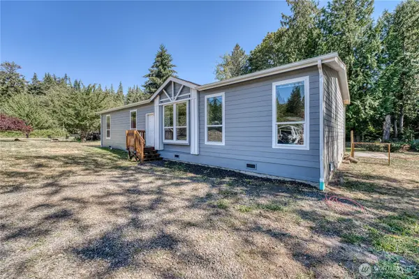 12661 NE Paul Drive, Kingston, WA 98346