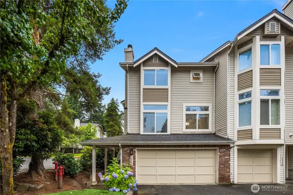 12440 NE 7th Place, Bellevue, WA 98005