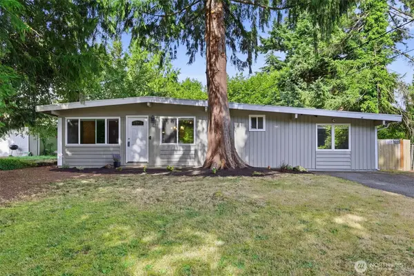 30449 2nd Avenue S, Federal Way, WA 98003