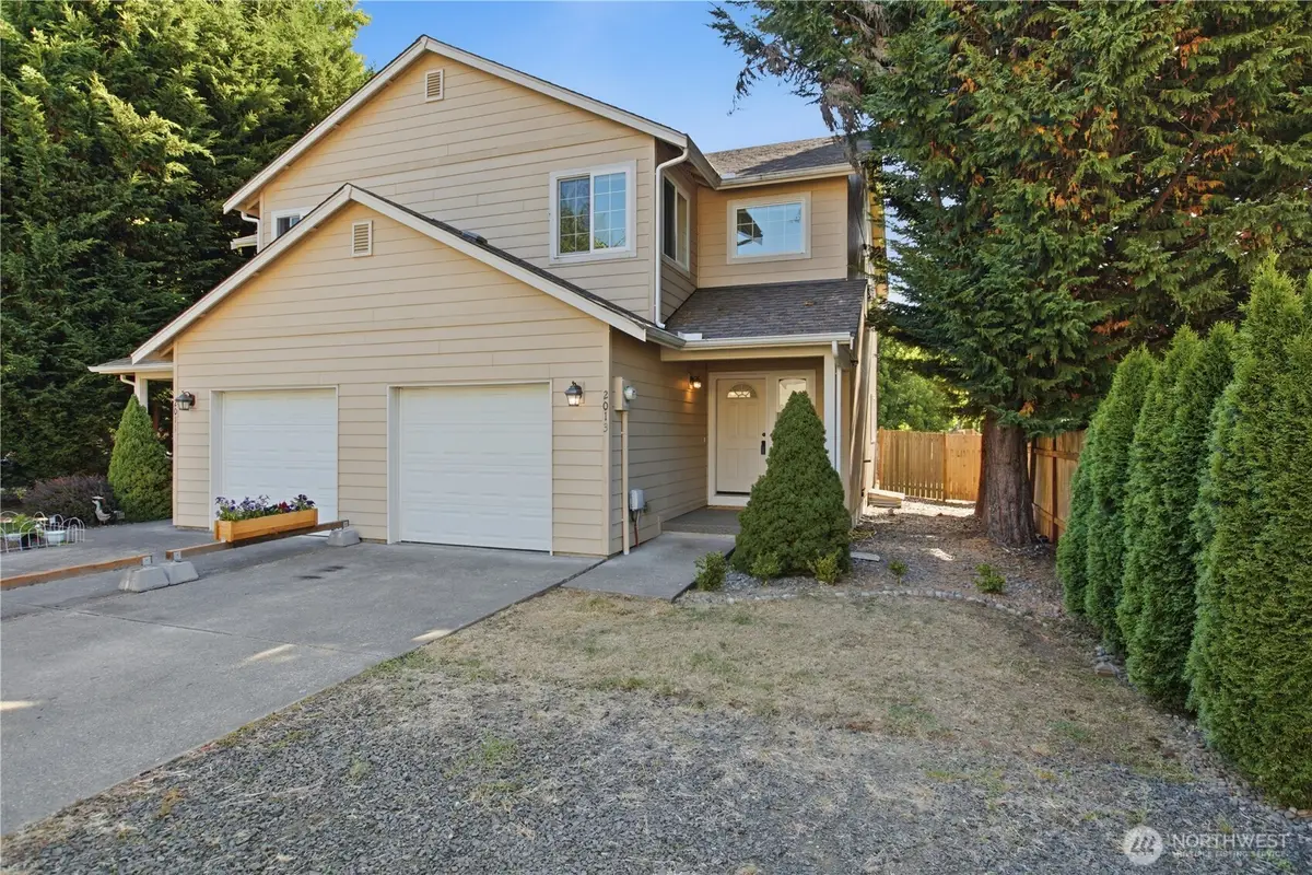 2013 Bush Avenue Nw, Olympia, WA 98502 - #1