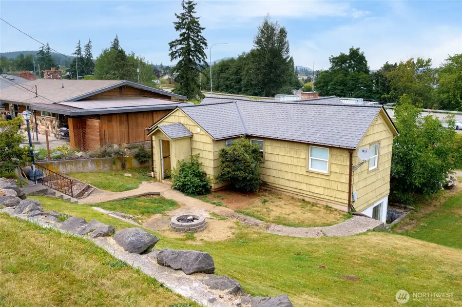 616 37th Street, Anacortes, WA 98221 - #3
