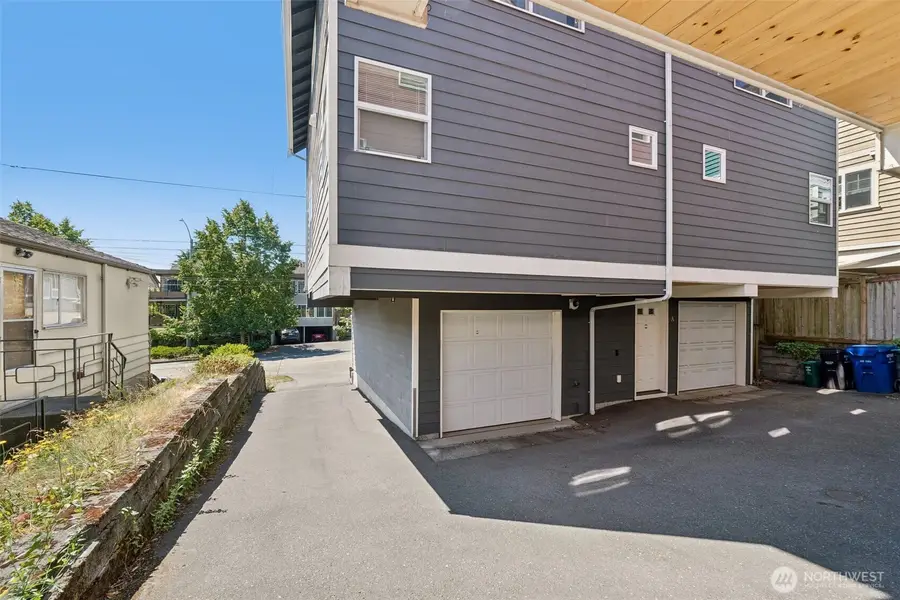 516 N 46th Street #A, Seattle, WA 98103 - #3