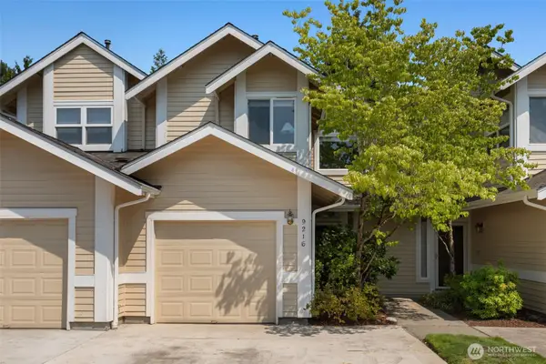 9216 157th Place Ne, Redmond, WA 98052