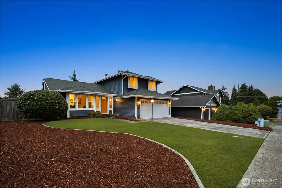 3717 Commencement Bay Drive, Tacoma, WA 98407 - #3