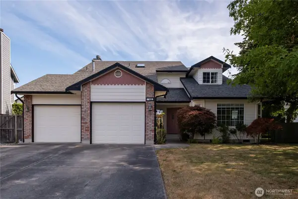 544 SW Muzzall Street, Oak Harbor, WA 98277