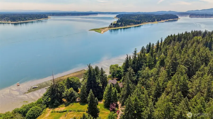 8500 Salty Drive Nw, Olympia, WA 98502 - #3