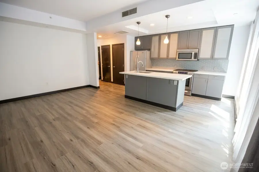 2716 Elliott Ave #405, Seattle, WA 98121 - #2