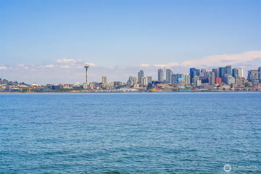 1706 Alki Avenue #B, Seattle, WA 98116 - #2